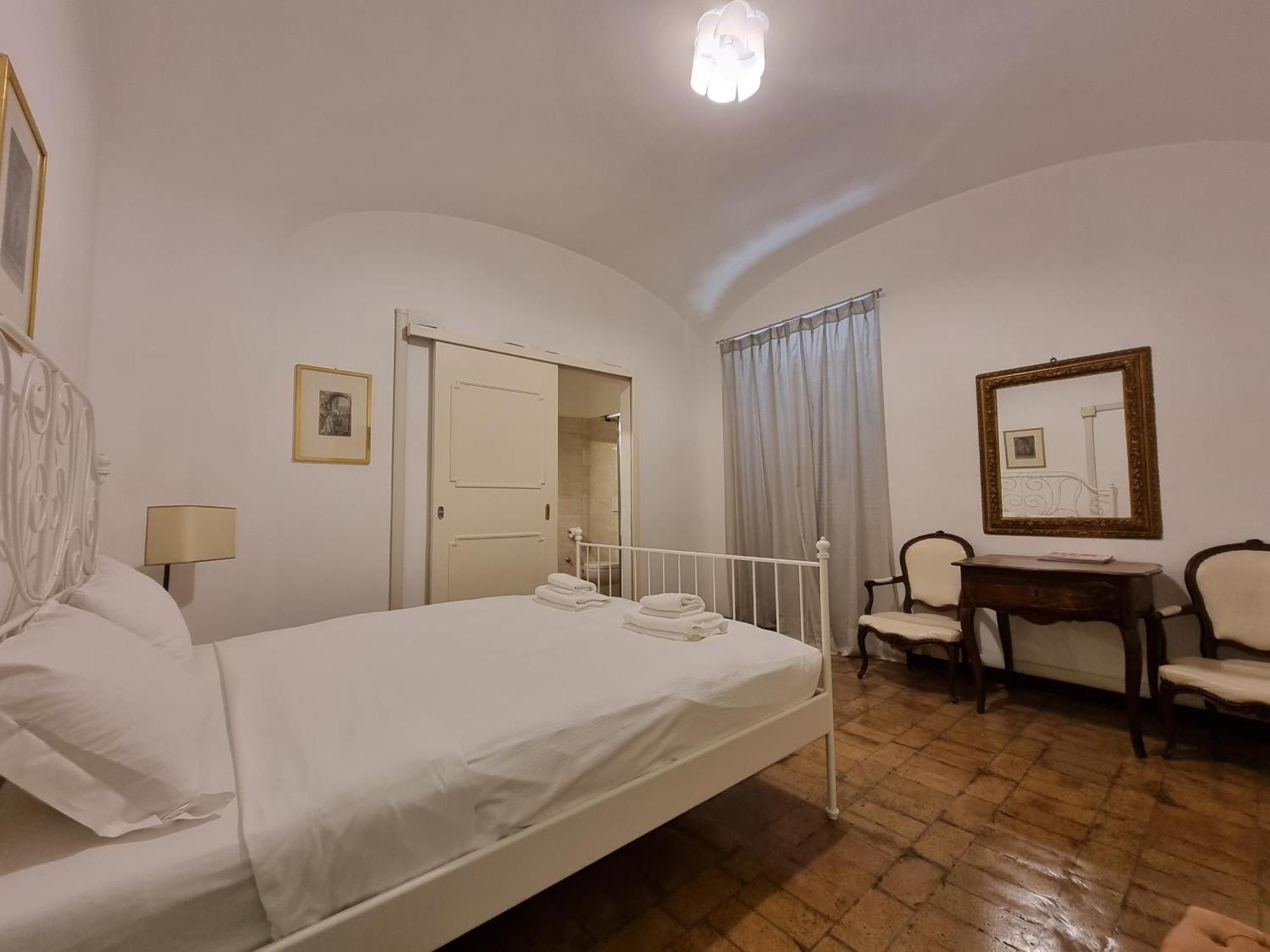 Luxury 2 Bedroom Apartment In The Heart Of Roma Экстерьер фото